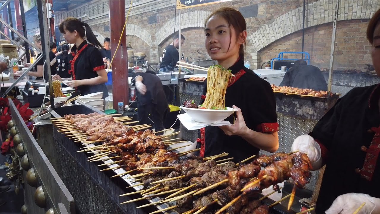 세계의 맛을 한 곳에서, 다채로운 먹거리와 길거리 음식